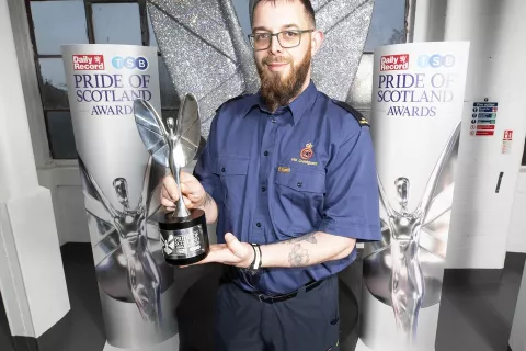 Jamie Newlands with award