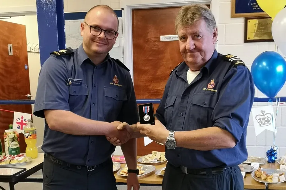Paul Spence receiving his Jubilee medal