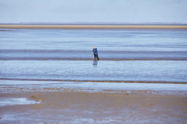 Stuck in the mud on a tidal flat (also known as a mudflat), it happens very easily, very quickly and with little warning, so know what to do if the worst happens