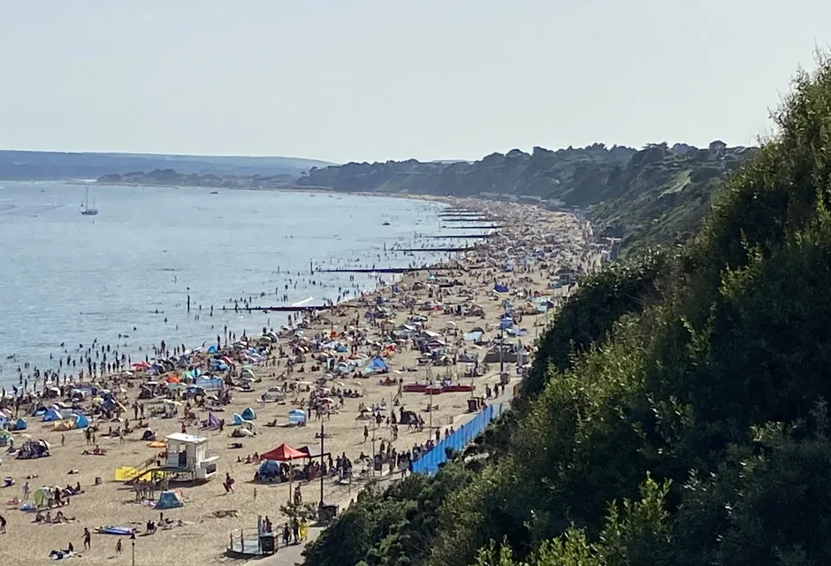 Large crowds at Bournemouth beach